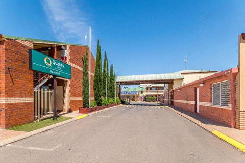 Quality Inn Railway Motel - Tourism Bookings 1