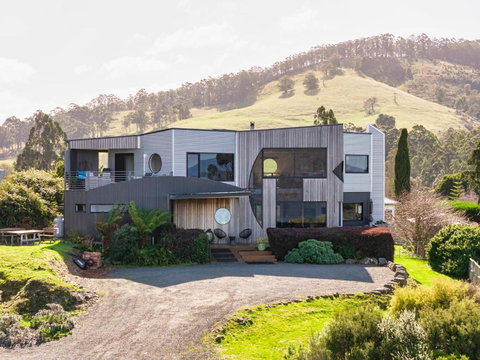 Quarry Hill Lookout - Accommodation Europe 0