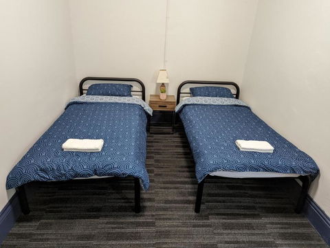Queen Victoria Hostel - Tourism Bookings 3