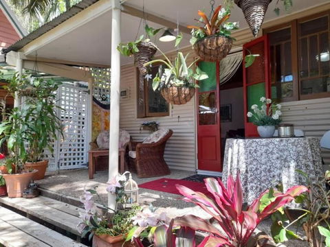 Quirky Cottage In Centre Of Maleny, Walk Everywhere - Events Australia 3