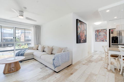 Rainbow Bay - 2BR Haven - Events Australia 3