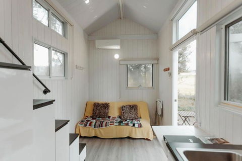 Raintree Farmstay By Tiny Away - Accommodation Europe 2