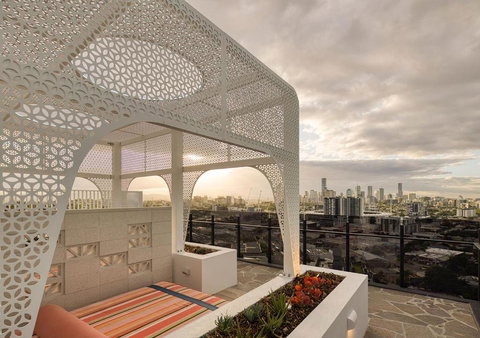 Rambla At South City SQ - Tourism Bookings 1