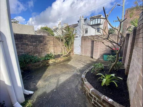 Rear Garden Suite - Tourism Bookings 1