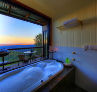 At Remingtons Private Cottages  Lodge - Events Australia