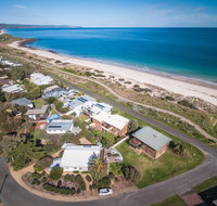 At The Beach - 54 Elizabeth Crescent - Events Australia