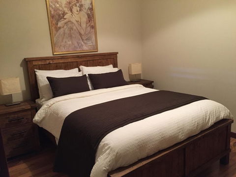 Atina Rocks Country Homestead - Events Australia 3