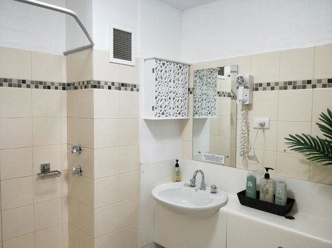 Atrium Private Stay Mandurah - Events Australia 0