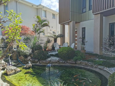 Attached Self Service Waterfront Whole Villa - Sydney - Tourism Bookings 1