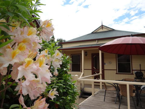 Autumn Affair Cottage 6 - Events Australia 0