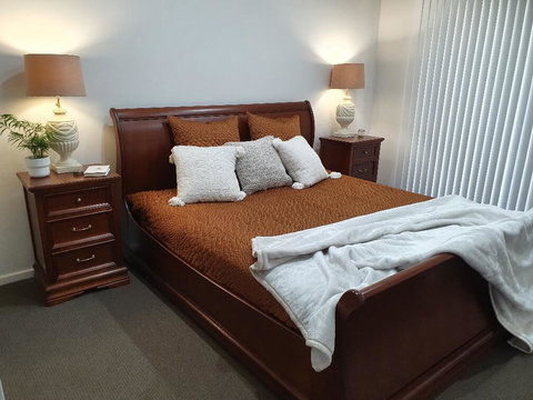 Aveley Equestrian Cottage - Events Australia 1