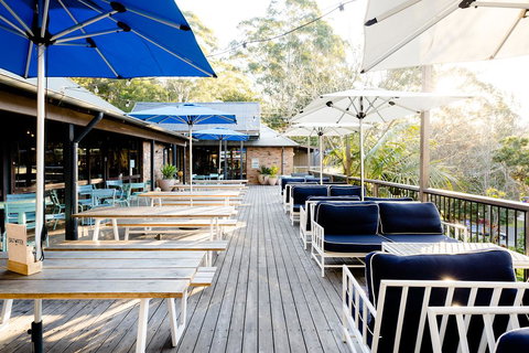 Avoca Beach Hotel - Events Australia 0