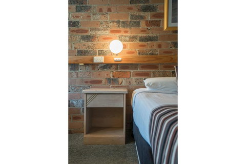 Avoca Beach Hotel - Events Australia 1