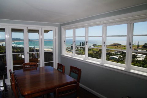 Awesome View, 4 View Street - Events Australia 2