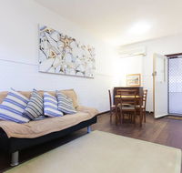 B3 Walk to UWA Swan River on the Nedlands Border - Accommodation Europe