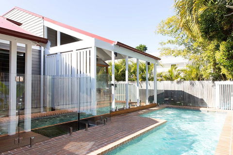 Bacchus - Accommodation Europe 2