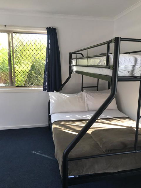 Backpackers Inn On The Beach - Accommodation Europe 3