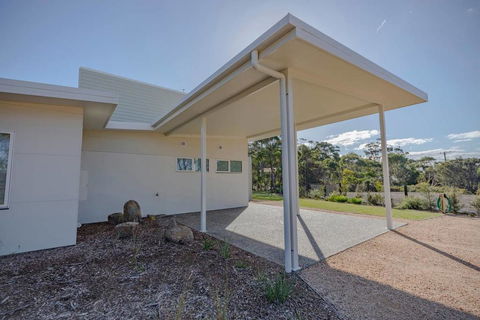 Baileys Beach House - Events Australia 2