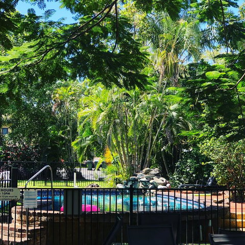 Balcony Apartment Port Douglas - Tourism Bookings 3