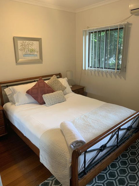 Balcony Apartment Port Douglas - Tourism Bookings 1