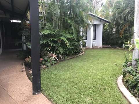 Bali Inspired Hideaway With Tropical Villa & Plunge Pool - Events Australia 1