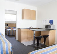 Bamboo Motor Inn - Events Australia