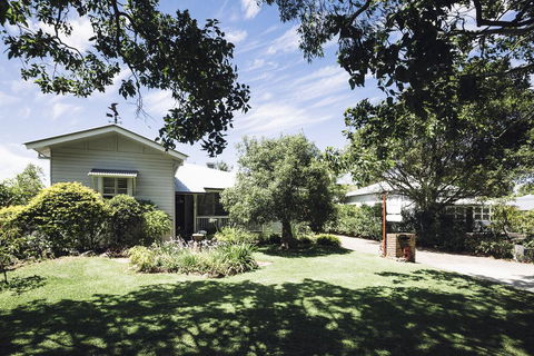 Barbara's Guesthouse - Accommodation Europe 0