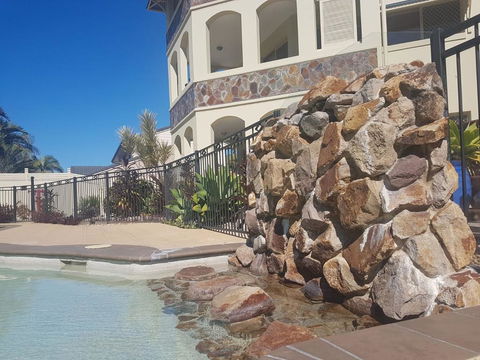 Barefootbeach Shack - Events Australia 0