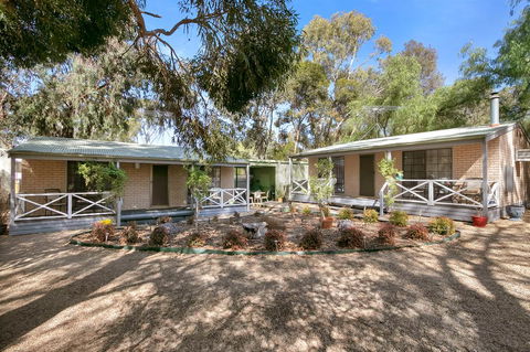 Barossa Country Cottages - Events Australia 1