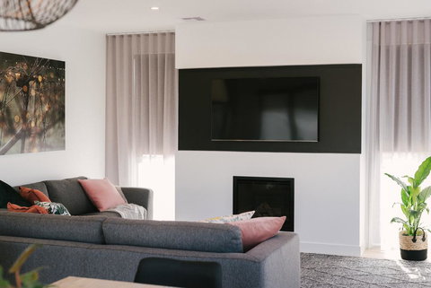 Basq Stays - Events Australia 0