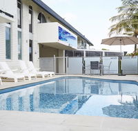 Bay Beach Motel - Accommodation Europe