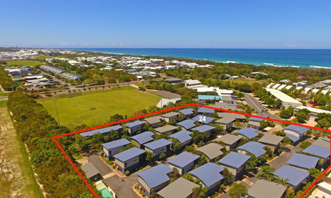 Beach Shack 24 Casuarina - Tourism Bookings 0