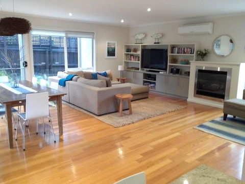 Beachcomber - Events Australia 1