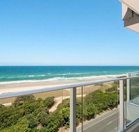 Beachfront Apt Main Beach - Events Australia