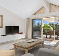 Beachhaven 7  Clarkes Beach - Accommodation Europe