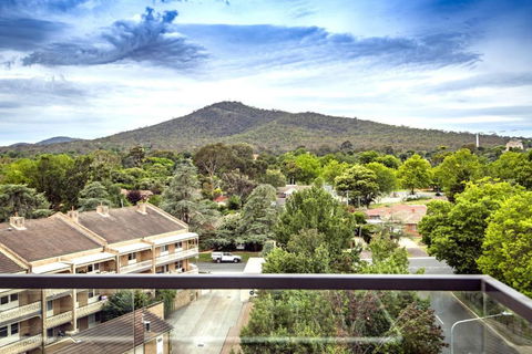 Reid City Escape Modern Stay In ACT - Events Australia 3