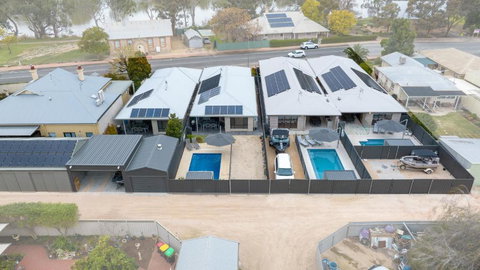 Renmark River Villas And Boats & Bedzzz - Events Australia 3