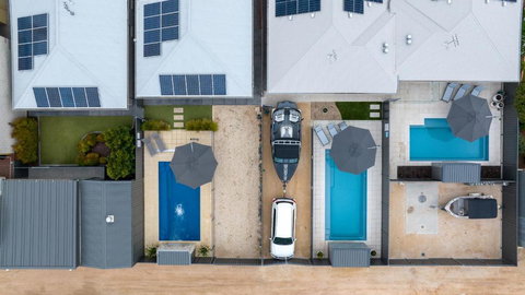 Renmark River Villas And Boats & Bedzzz - Events Australia 2