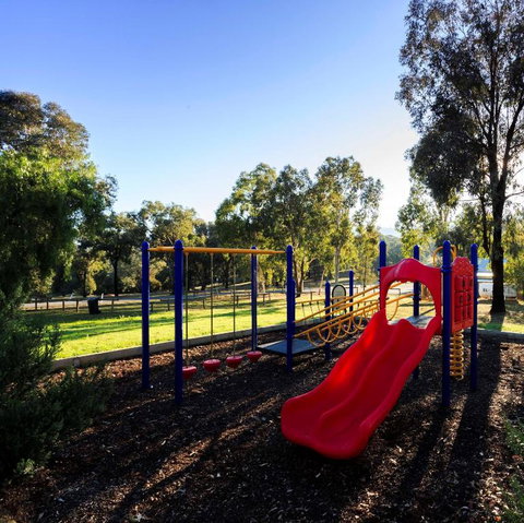 Reflections Grabine Lakeside - Holiday Park - Events Australia 2