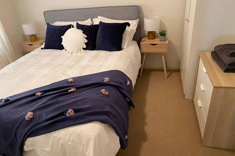Relax In The Spa With Views Opposite Lake Eildon - Events Australia 2