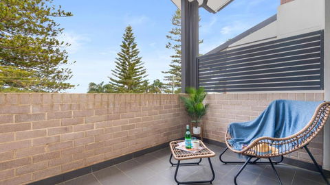 Relax @ Oceania Gerringong - Events Australia 1