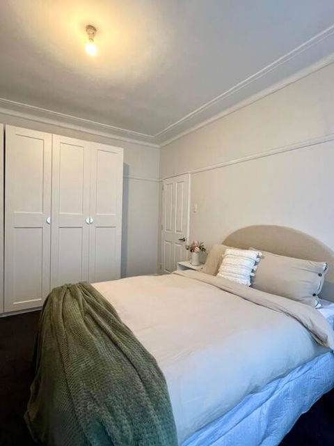 Renovated 3 Bedroom House - Events Australia 1