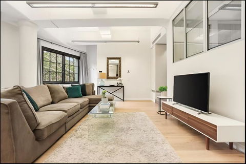 Renovated Warehouse Conversion In Heart Of Sydney - Events Australia 1