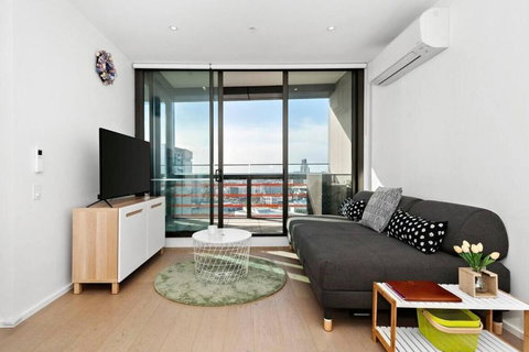Resort-style Docklands Riverview Stay With Parking - Events Australia 2