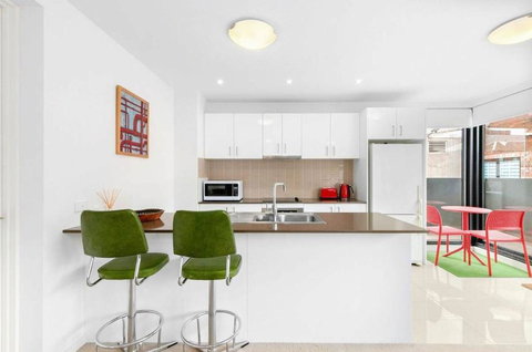 Right In The Centre Of Town - Events Australia 2