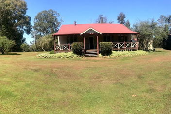 River Cottage Retreat Jalbarragup with Events Australia