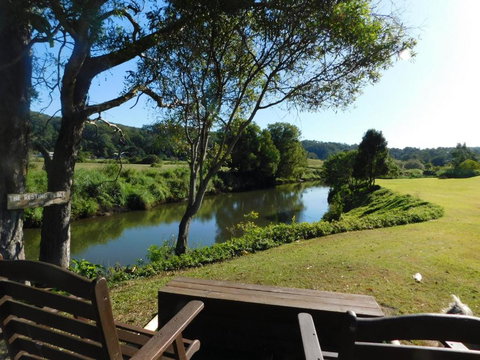 Riverbend Cottage Cabin - Little Heaven - Events Australia 0
