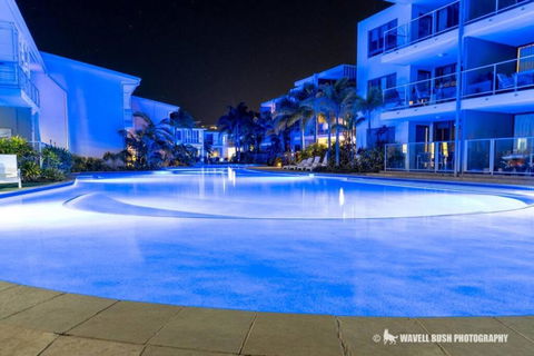 Sand Dunes Resort Stunning Beachfront Apartment - Tourism Bookings 0