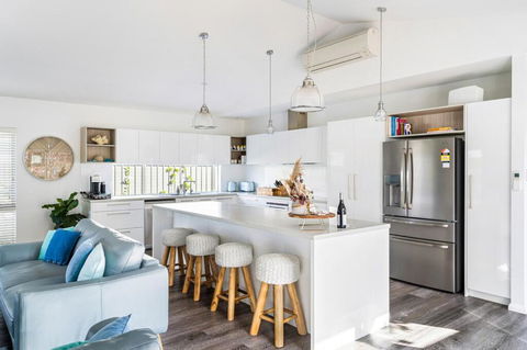 Ryze N Shine I Private Properties - Events Australia 3