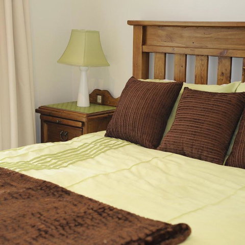 Robin Hill Retreat - Accommodation Europe 0